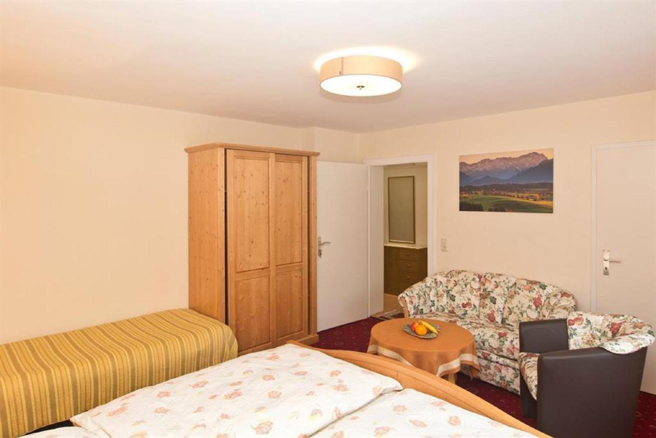 Gaestehaus Loedermann Garmisch-Partenkirchen Esterno foto