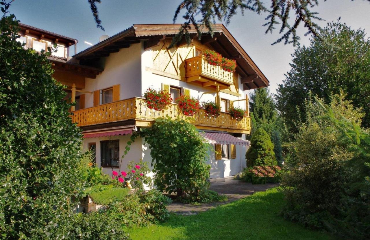 Gaestehaus Loedermann Garmisch-Partenkirchen Esterno foto